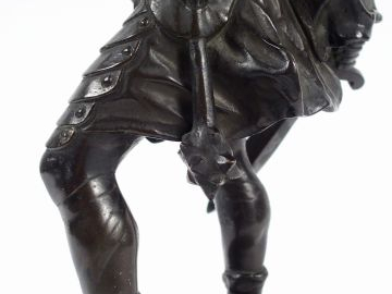 E. DROUOT 'Gaulois'. Sculpture en bronze à patine brune. Sur un socle 