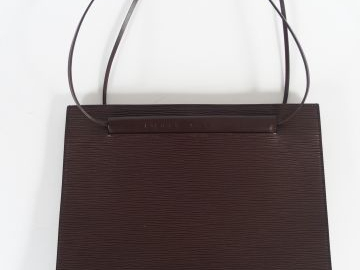 Louis VUITTON. Sac 'épi' en cuir marron.