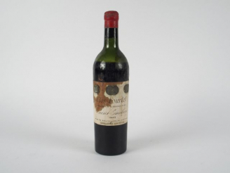 Vente aux enchères 1 BOUTEILLE CHÂTEAU CLOS FOURTET 1er GCC ST EMILION - 1945 - BEP/ET/BS