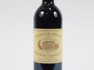 Vente aux enchères 1 BOUTEILLE CHÂTEAU PAVILLON ROUGE DU CHÂTEAU MARGAUX - 1997
