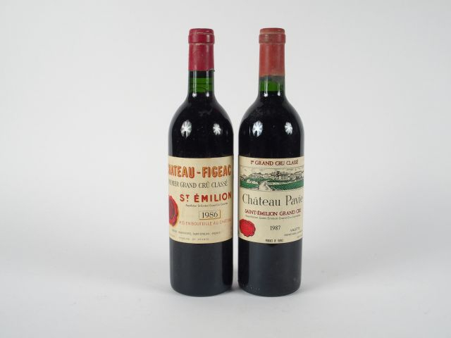 2 BOUTEILLES 1er GCC  ST EMILION : 1 CHÂTEAU PAVIE 1987 - 1 CHÂTEAU FI