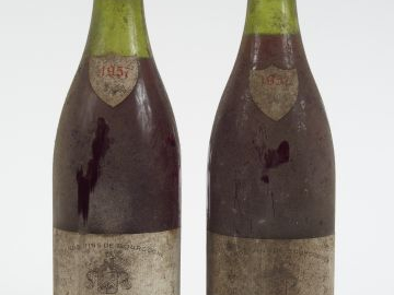 2 BOUTEILLES BOURGOGNE PINOT HUGUENIN PÈRE   FILS - 1957 - 3 CM/4,5 CM