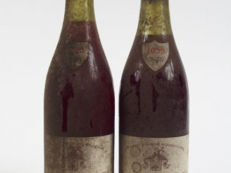 Vente aux enchères 2 BOUTEILLES ECHEZEAUX HUGUENIN PÈRE   FILS - 1959 - 3 CM/4,5 CM