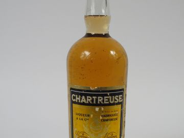 1 BOUTEILLE CHARTREUSE JAUNE PERIODE 1973/1985 - ETLA