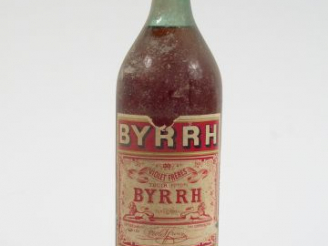 Vente aux enchères 1 TRES VIEILLE BOUTEILLE BYRRH (VIOLET FRERES) ANNEES 20/30 - ELA