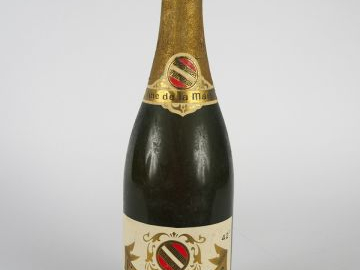 1 BOUTEILLE FINE DE LA MARNE CHARBAUT   FILS 