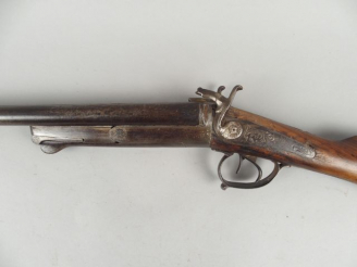 Vente aux enchères 77- Fusil a système Lefaucheux. Calibre 16 à broche. Crosse anglaise u