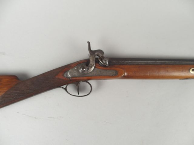 88- Fusil à Percussion calibre 16 à la livre. Crosse anglaise quadrill