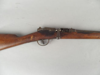 Vente aux enchères 180- Fusil gras transformé chasse, fut raccourci à mi canon. (3). (D)