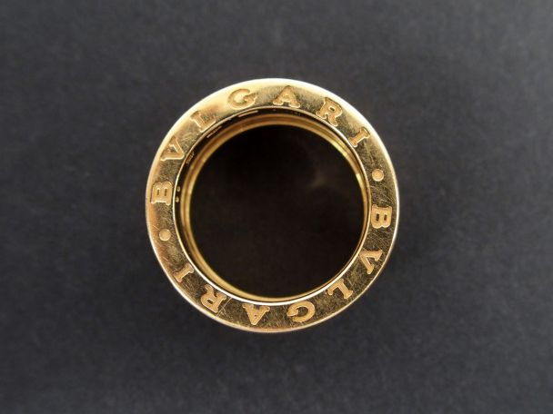 BULGARI. Bague "B.ZERO1" en or jaune et diamants. TDD53 Poids tel: 14,