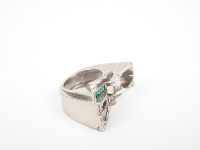 Monture de bague en platine. Poids: 14gr