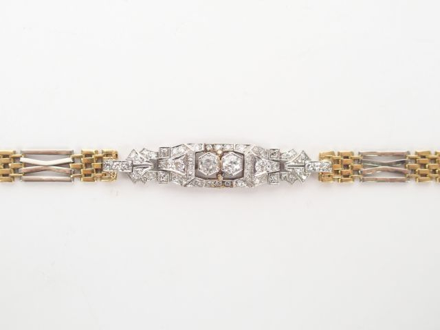 Bracelet maille or jaune et or blanc, motif central de style Art Déco 