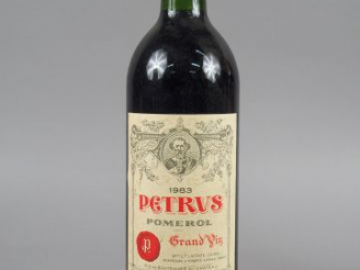 Vente aux enchères 1 BOUTEILLE - PETRUS POMEROL - 1983