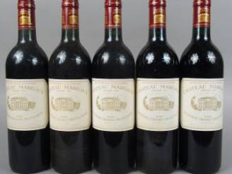 Vente aux enchères 5 BOUTEILLES - CHÂTEAU MARGAUX 1ER GCC NOTE PARKER 98/100 - 1986 (X)