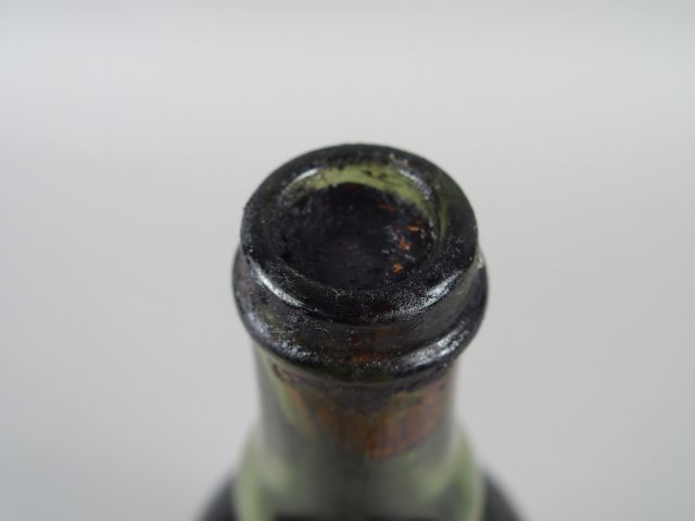 1 BOUTEILLE - CHARTREUSE FOURVOIRIE 7,5 CM DU BOUCHON, CIRE DETRUITE, 