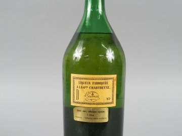 1 BOUTEILLE CHARTRUSE VIEILLISSEMENT EXCEPTIONNELLEMENT PROLONGE (N° 4