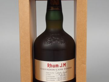 1 BOUTEILLE - RHUM JM CALVADOS CASK FINISH 40,8° 50 CL - 2005