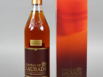 Vente aux enchères 1 BOUTEILLE - BAS ARMAGNAC INTEMPOREL HORS D'AGE CHÂTEAU DE LAUBADE - 
