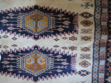 Lot comprenant deux grands tapis d'Orient en laine et soie