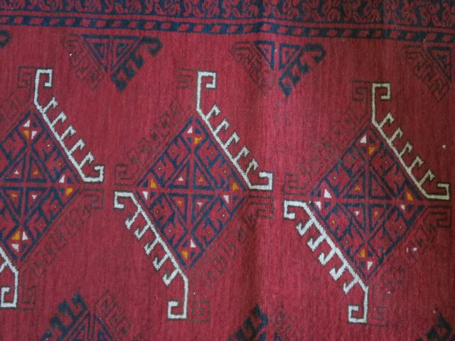 Lot comprenant trois tapis d'Orient