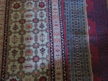 Lot comprenant trois tapis d'Orient