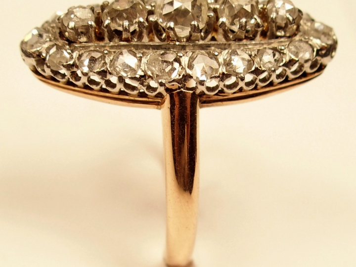 Bague marquise en or jaune, sertie de 5 diamants centraux taille ancie