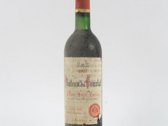 Vente aux enchères 1 BOUTEILLE CHÂTEAU DU COURLAT LUSSAC ST EMILION - 1967 - BG/BS