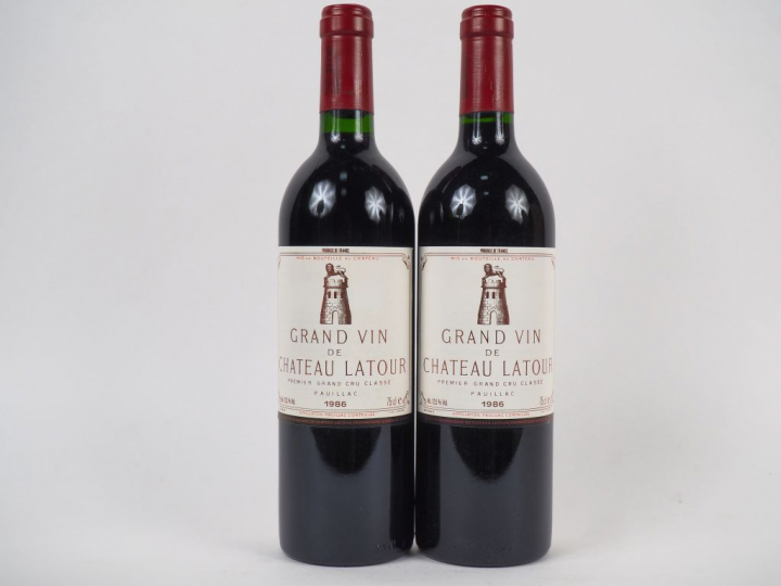 2 BOUTEILLES CHÂTEAU LATOUR 1er GCC PAUILLAC - 1986 