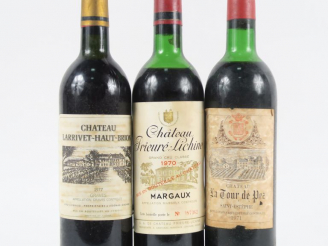 Vente aux enchères 3 BOUTEILLES : 1 CHÂTEAU PRIEURÉ LICHINE GCC MARGAUX 1970 MEP - 1 CHÂT