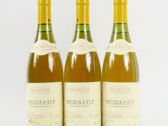 Vente aux enchères 3 BOUTEILLES MEURSAULT A. NOIROT CARRIÈRE - 1991
