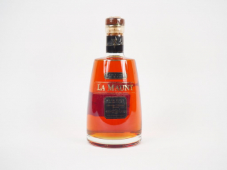 Vente aux enchères 1 BOUTEILLE RHUM LA MAUNY 'EDITION LIMITÉE'