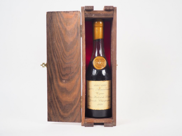 1 DEMIE BOUTEILLE GRANDE CHAMPAGNE '50ème ANNIVERSAIRE' PRINCE HUBERT 