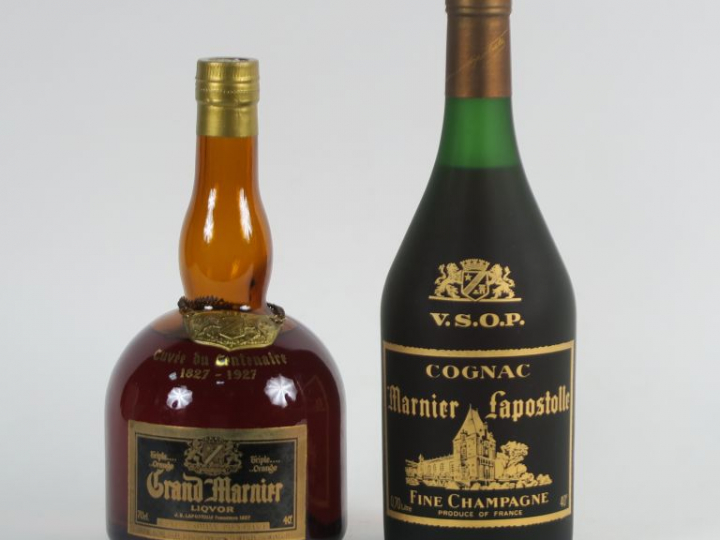 1 COFFRET GRAND MARNIER : 1 COGNAC 'V.S.O.P.' FINE CHAMPAGNE MARNIER L