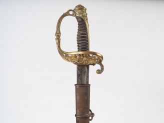 Vente aux enchères Sabre d’officier d’infanterie de marine modèle 1856. Lame légèrement c