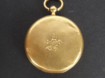 Montre de col en or jaune, échappement à cylindre, 8 trous en rubis, c