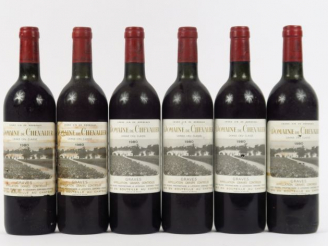 Vente aux enchères 6 BOUTEILLES DOMAINE DE CHEVALIER CC GRAVES - 1980 - BG/1 EA