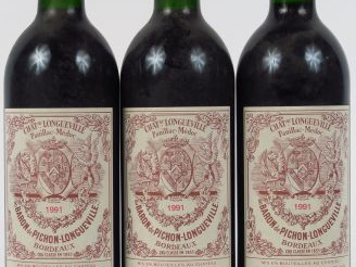 Vente aux enchères 3 BOUTEILLES CHÂTEAU BARON PICHON LONGUEVILLE GCC PAUILLAC - 1991