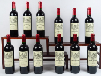 Vente aux enchères 12 BOUTEILLES CHÂTEAU BELLEGRAVE CB PAUILLAC - 2005 - CBO
