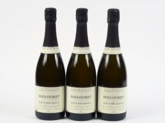 Vente aux enchères 3 BOUTEILLES CHAMPAGNE EGLY OURIET BLANC DE NOIRS GC (Passage en cave 