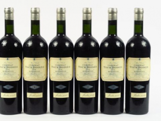 Vente aux enchères 6 BOUTEILLES CHÂTEAU LA TOUR BOISEE 'JARDIN SECRET' MINERVOIS - 2000