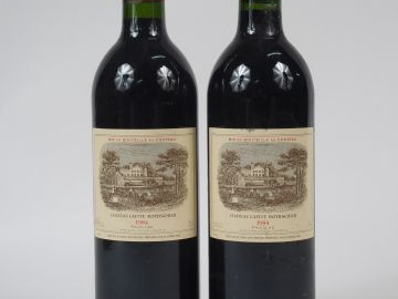 2 BOUTEILLES CHATEAU LAFITE ROTHSCHILD 1ER GCC PAUILLAC - 1984