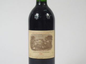Vente aux enchères 1 BOUTEILLE CHATEAU LAFITE ROTHSCHILD 1ER GCC PAUILLAC - 1986