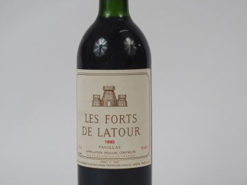 1 BOUTEILLE LES FORTS DE LATOUR 2E VIN DU CHATEAU LATOUR 1ER GCC PAUIL