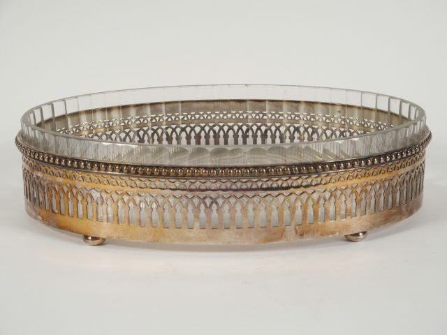 Jardinière en métal argenté et cristal de style Empire, à décor d'arca