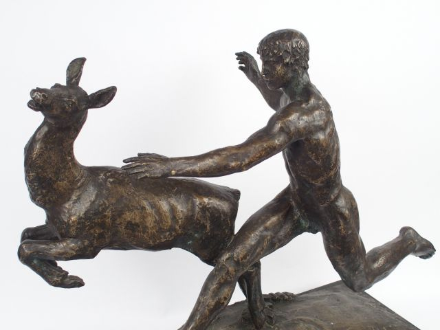 LANDOSWKI. 'Hercule chassant la biche Kéniane'. Sculpture en bronze à 
