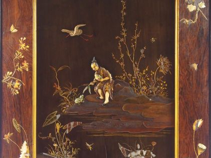 Paire de panneaux et cadres japonais XIXe en bois, laque et marqueteri
