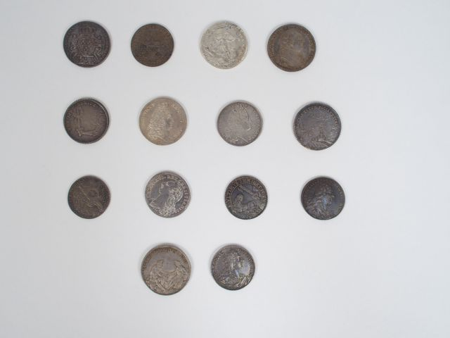 JETONS : Lot de 14 jetons XVIIIe siècle en argent (ville de Paris, Cha