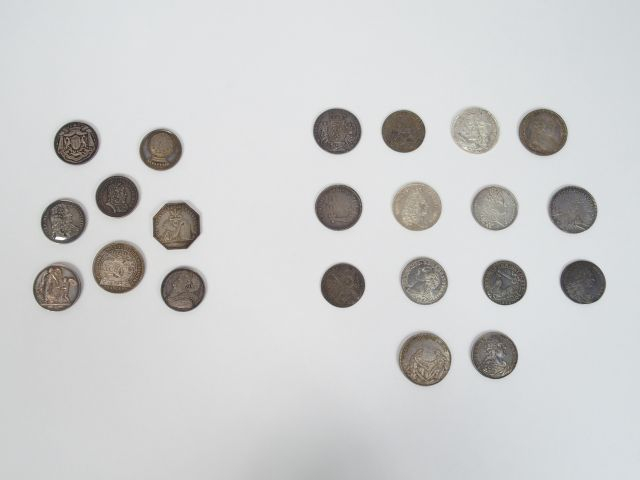 JETONS : Lot de 14 jetons XVIIIe siècle en argent (ville de Paris, Cha