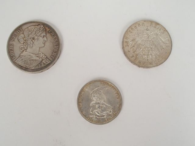 ALLEMAGNE. Franckfort: 2 Thalers 1861. Prusse: 5 Marks 1914 et 3 Marks