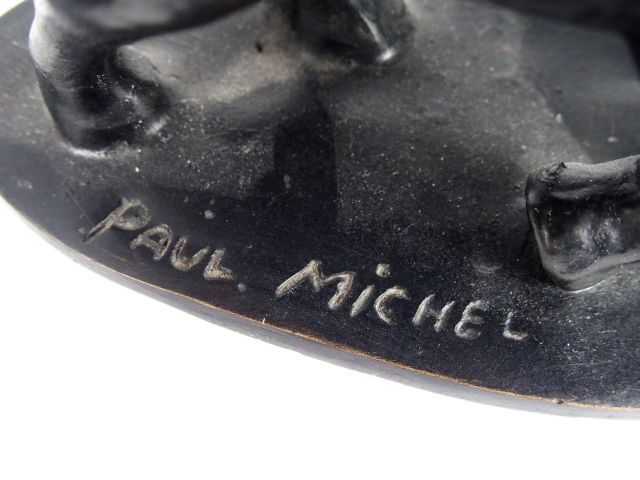 Paul MICHEL "Eléphanteau". Sujet en bronze à patine brune, signé. 13 x